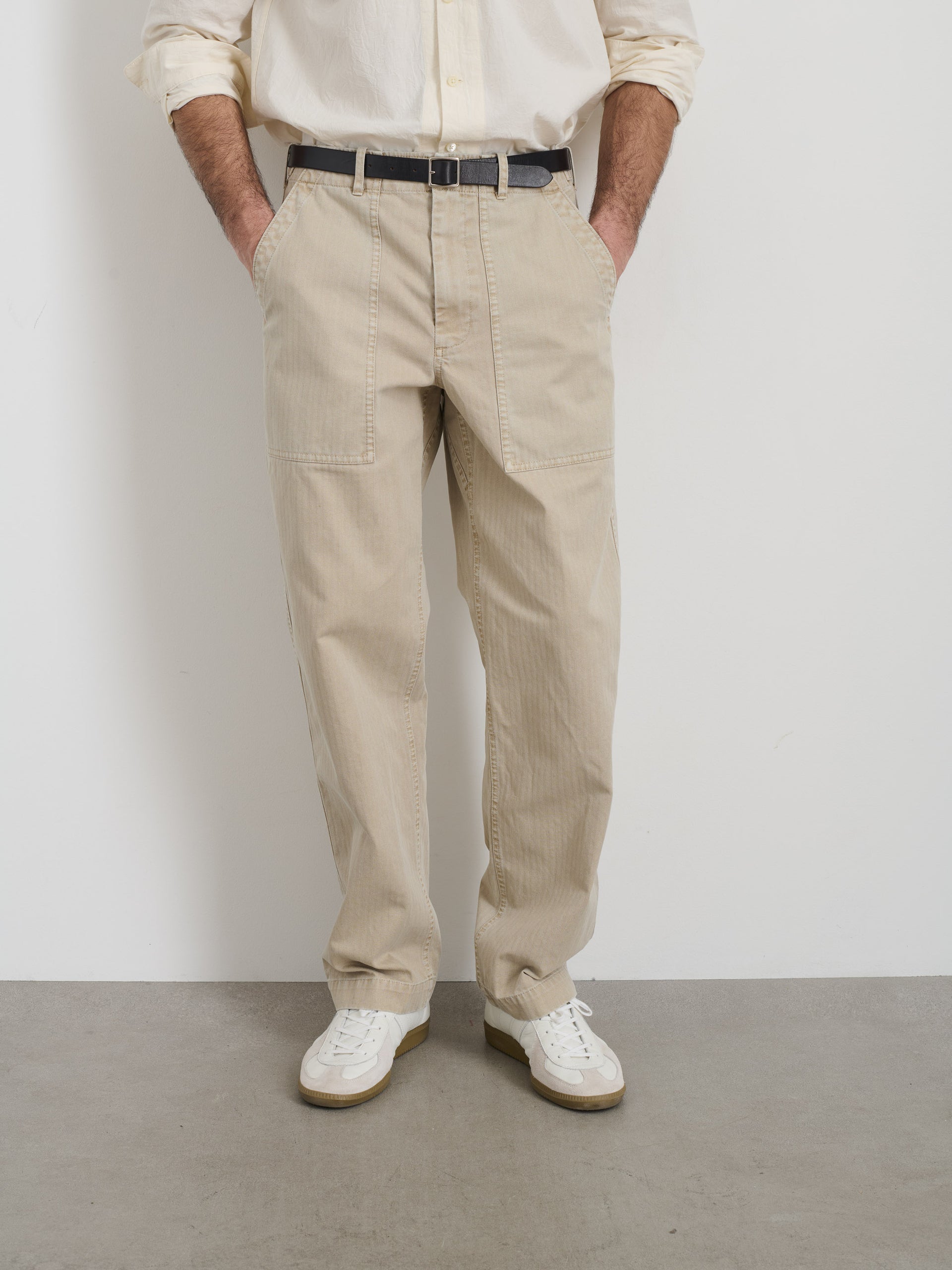 Alex Mill Field Pant in Herringbone Stoneware