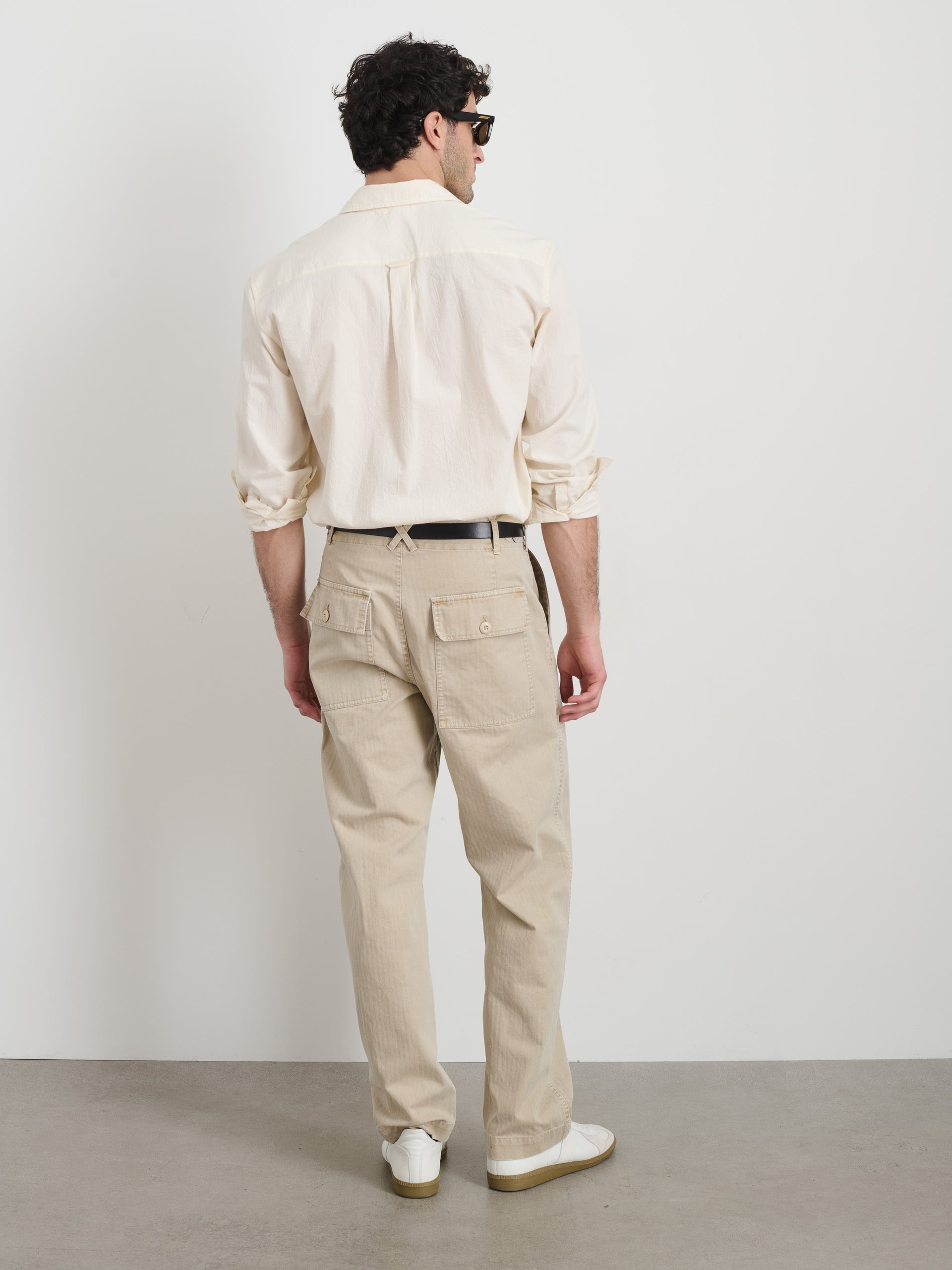 Alex Mill Field Pant in Herringbone Stoneware