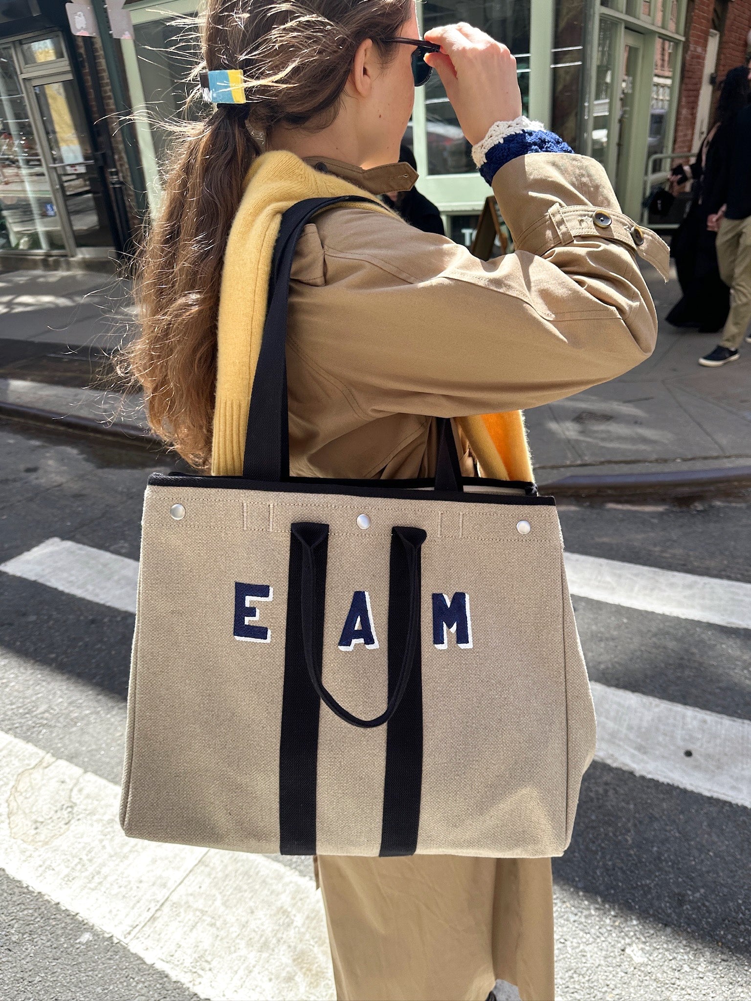 Alex Mill The Perfect Weekend Tote in Hemp Canvas Flax/Black