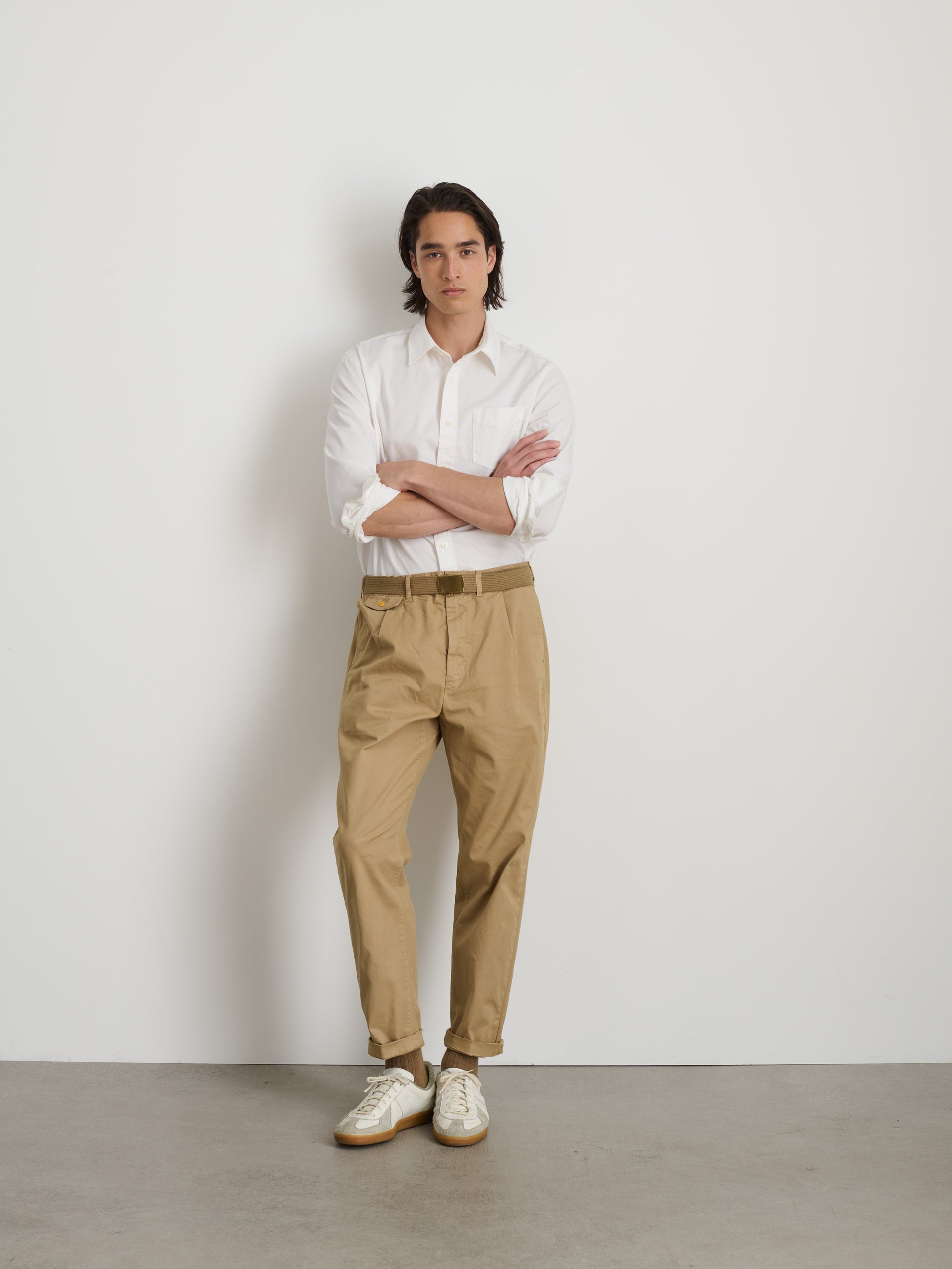 Alex Mill Standard Pleated Pant in Chino Vintage Khaki