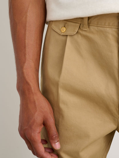 Alex Mill Standard Pleated Pant in Chino Vintage Khaki