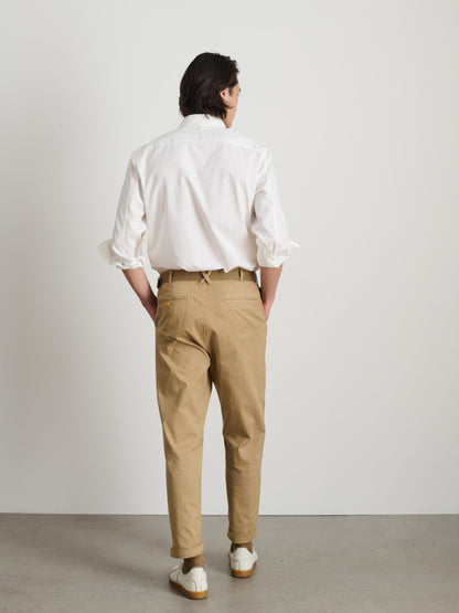 Alex Mill Standard Pleated Pant in Chino Vintage Khaki