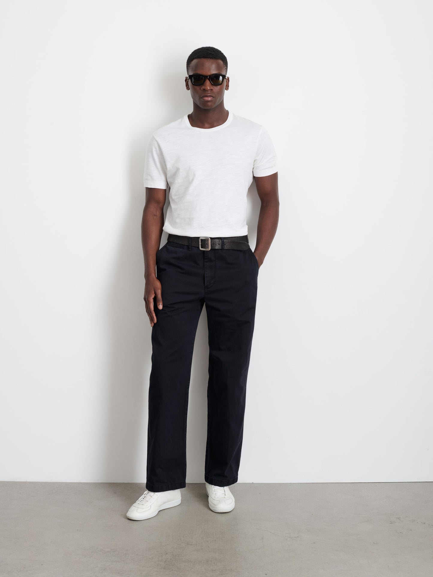 Alex Mill Straight Leg Pant In Vintage Wash Chino Washed Black