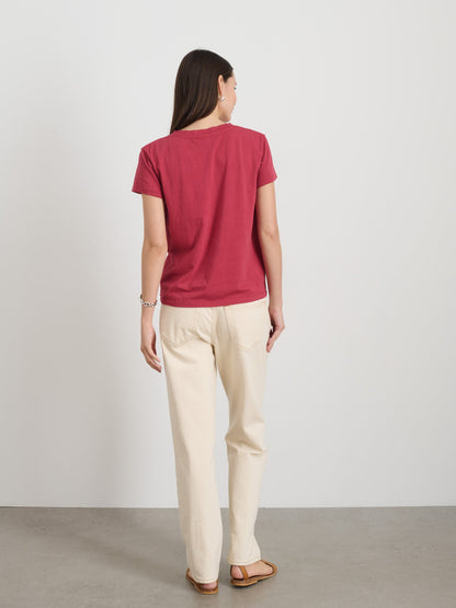 Alex Mill Elliott V Neck Tee in Cotton Cranberry