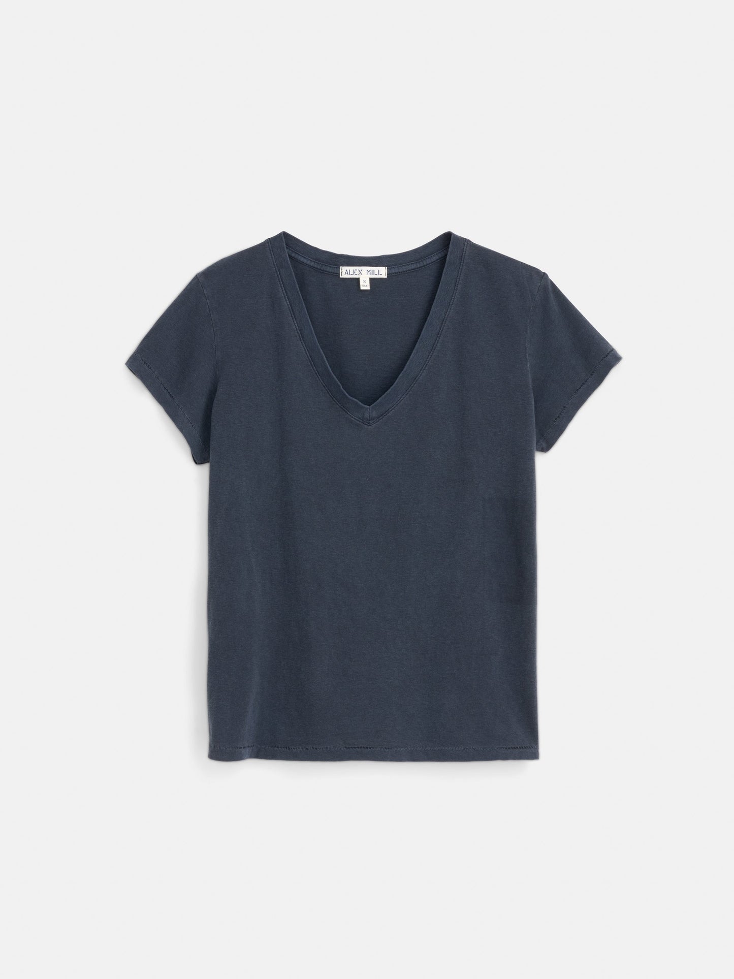 Alex Mill Elliott V Neck Tee in Cotton Washed Navy