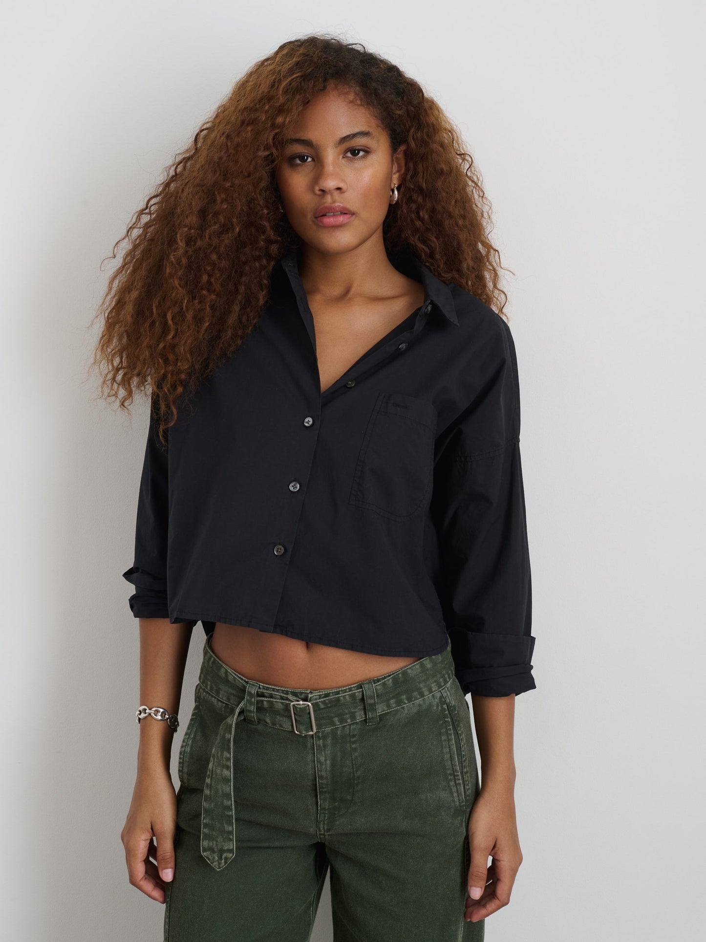 Alex Mill Cropped Jo Shirt in Cotton Poplin Black