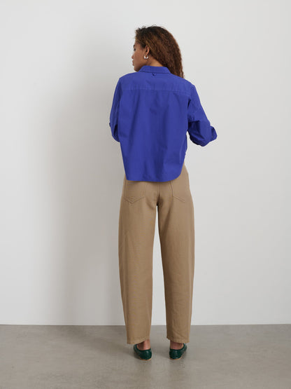Alex Mill Cropped Jo Shirt in Cotton Poplin Royal Blue