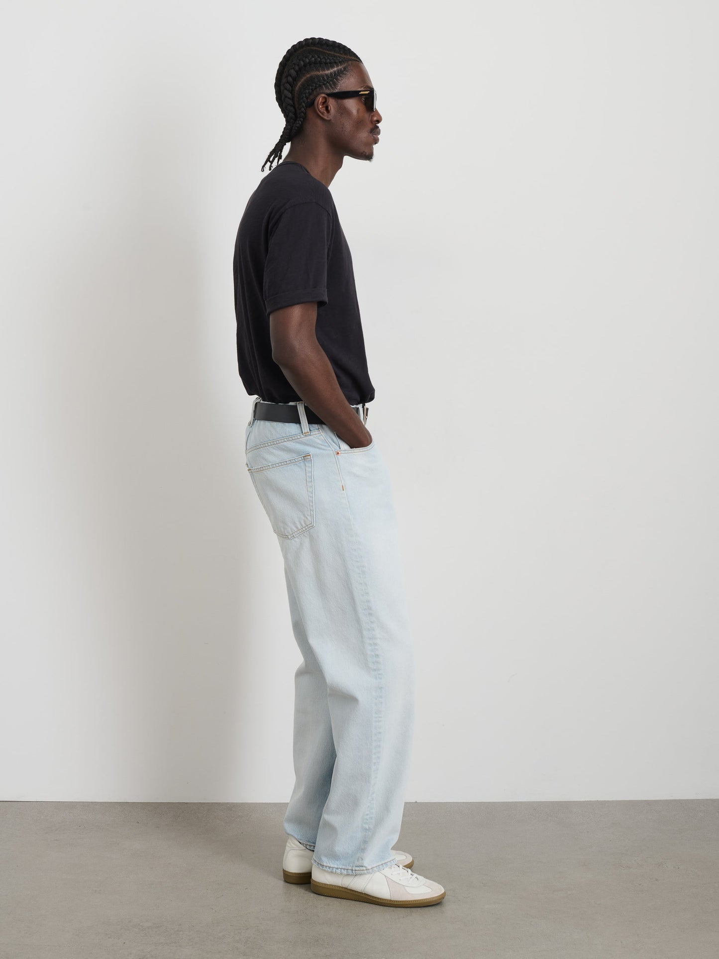 Alex Mill The Standard T-Shirt In Slub Cotton Black