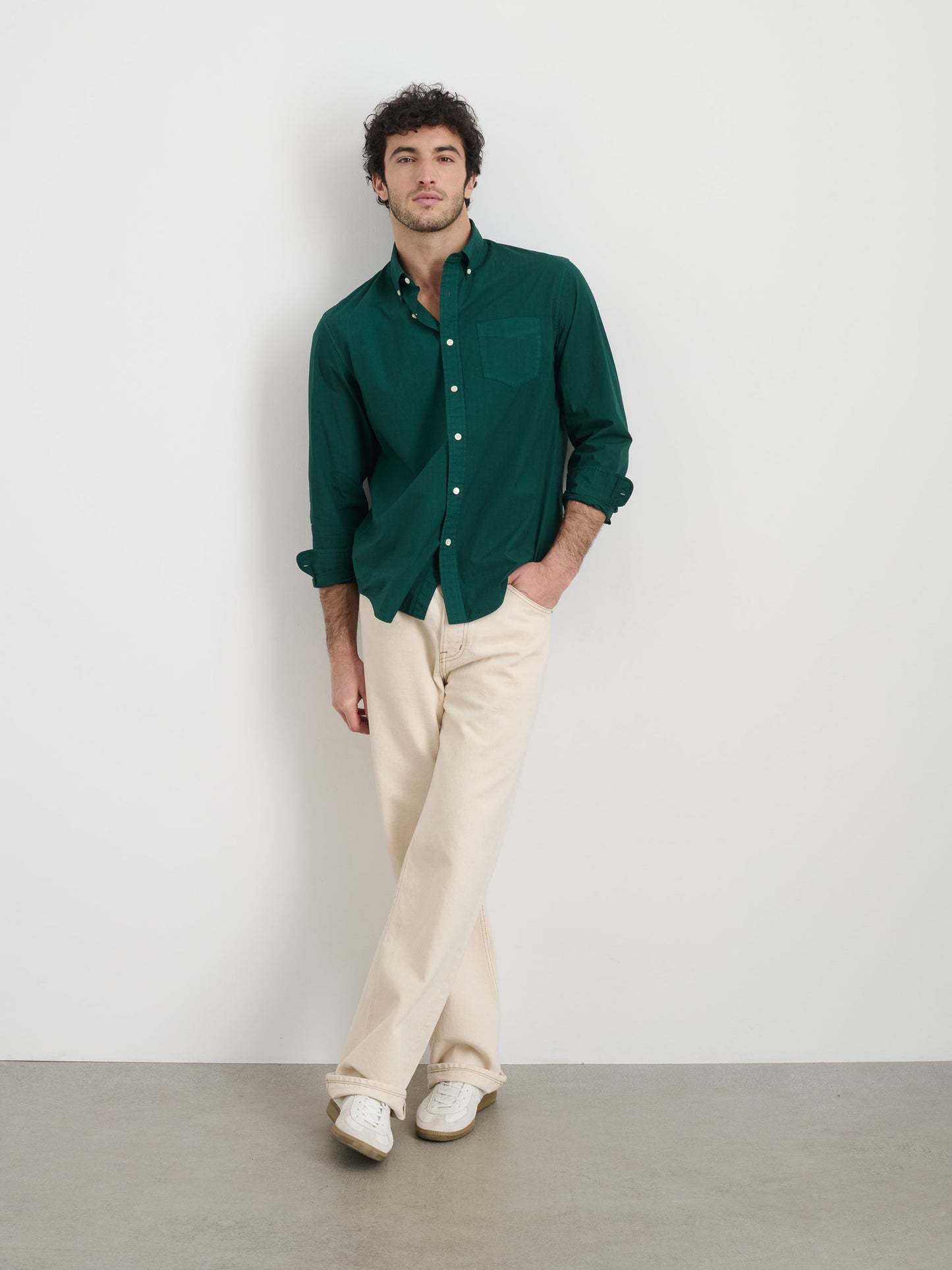 Alex Mill Mill Shirt in Cotton Poplin Dark Cypress