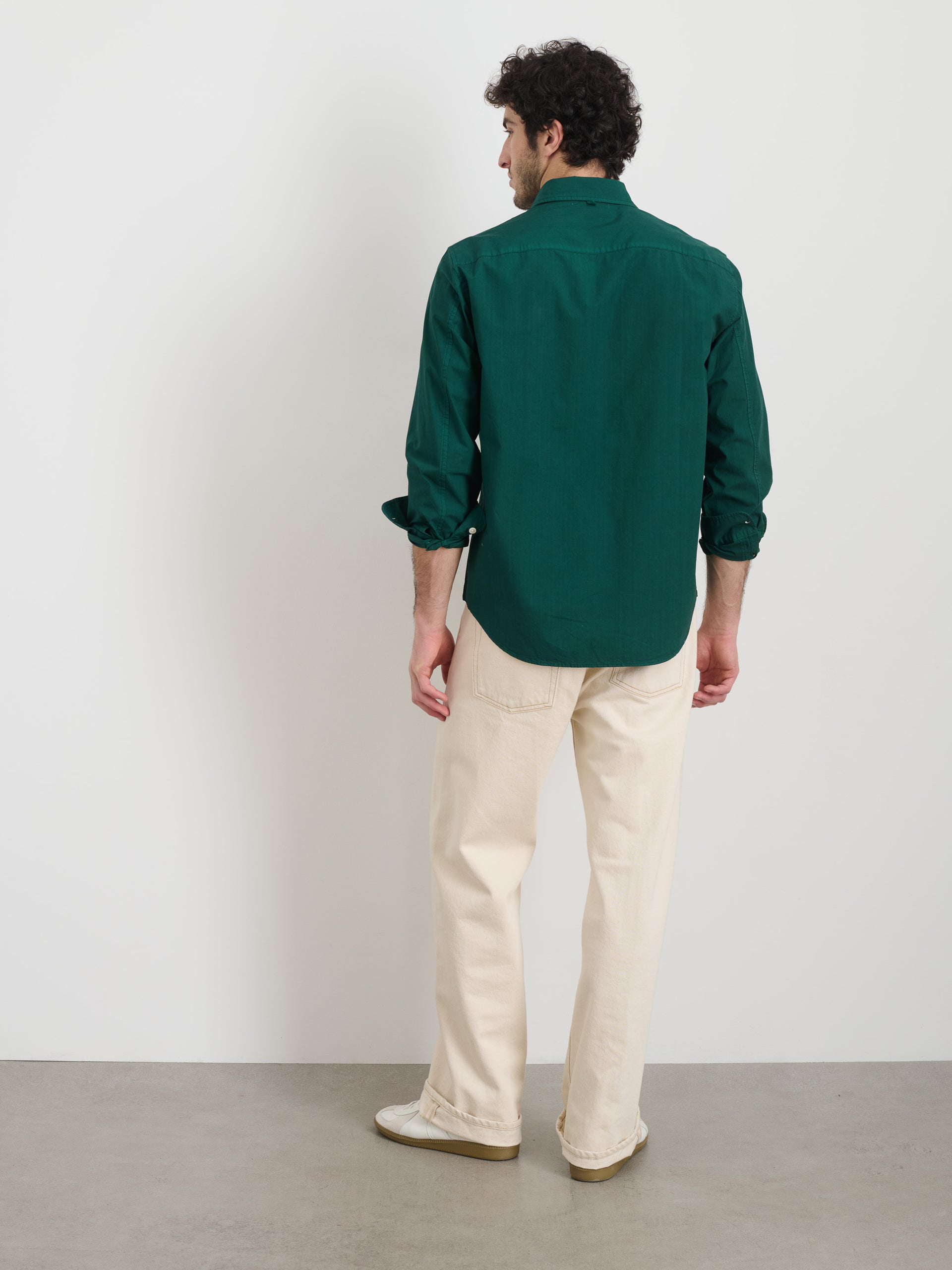 Alex Mill Mill Shirt in Cotton Poplin Dark Cypress