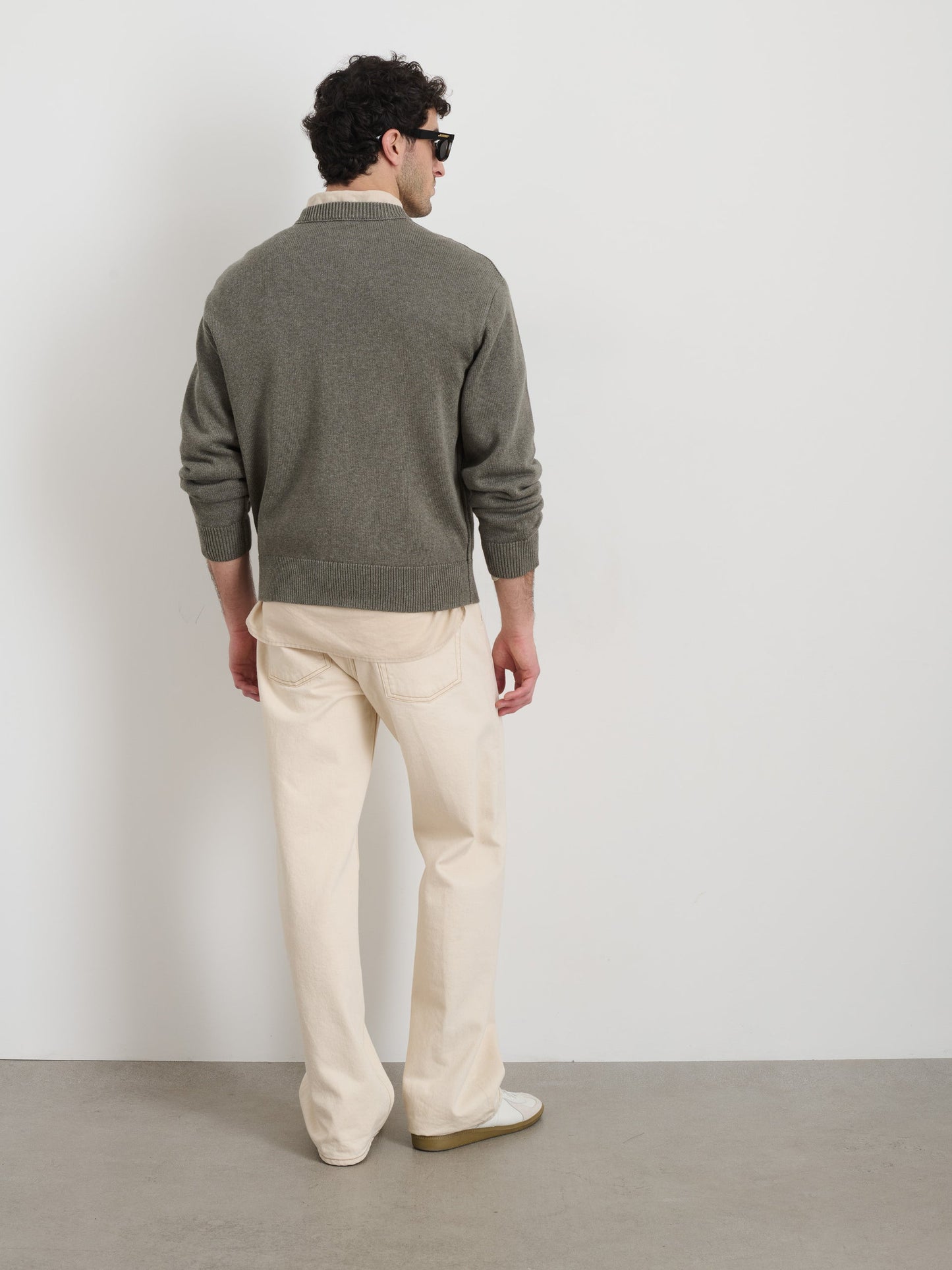 Alex Mill Gabriel Crewneck Sweater in Cotton Linen Heather Olive