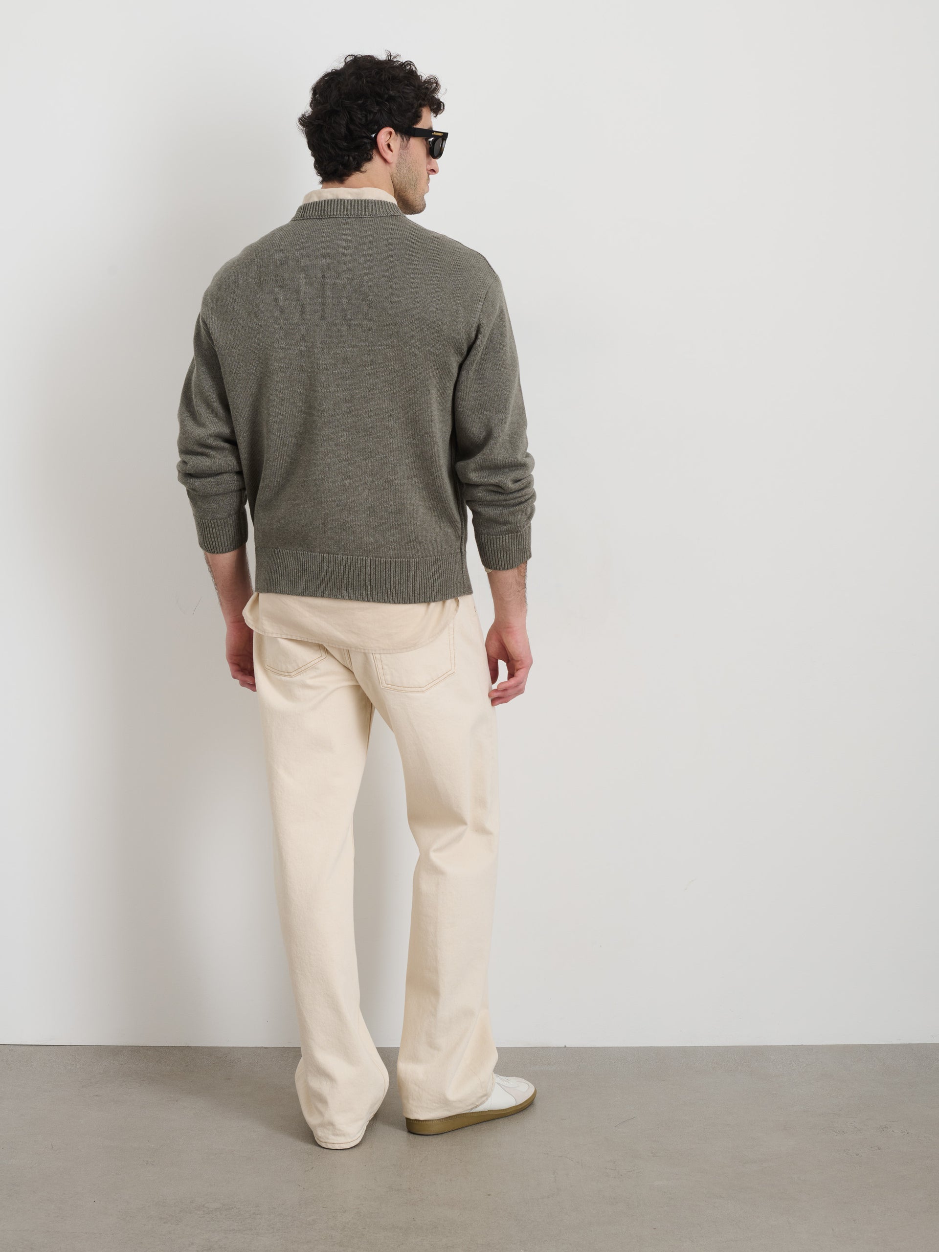 Alex Mill Gabriel Crewneck Sweater in Cotton Linen Heather Olive