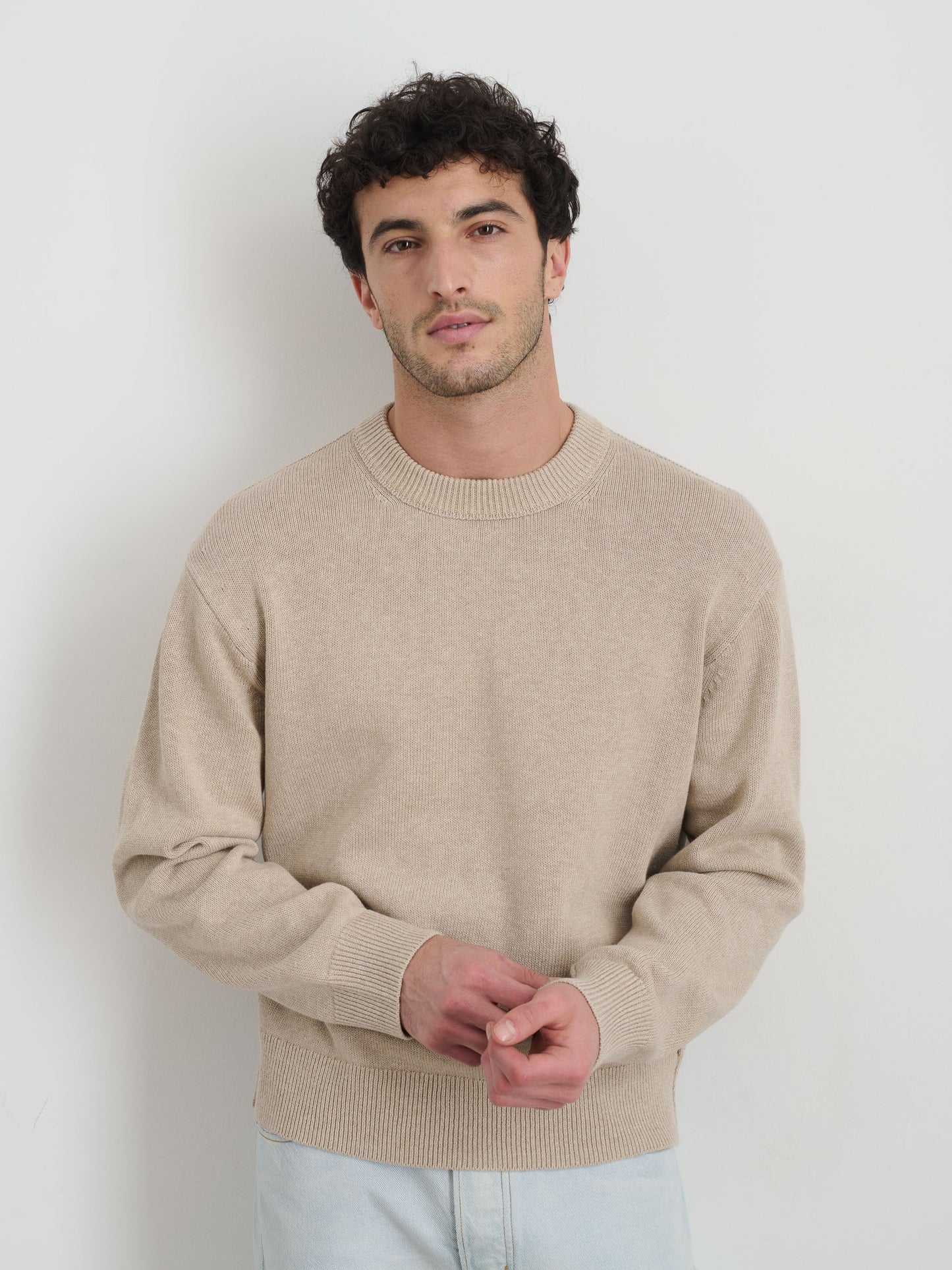 Alex Mill Gabriel Crewneck Sweater in Cotton Linen Heather Sand