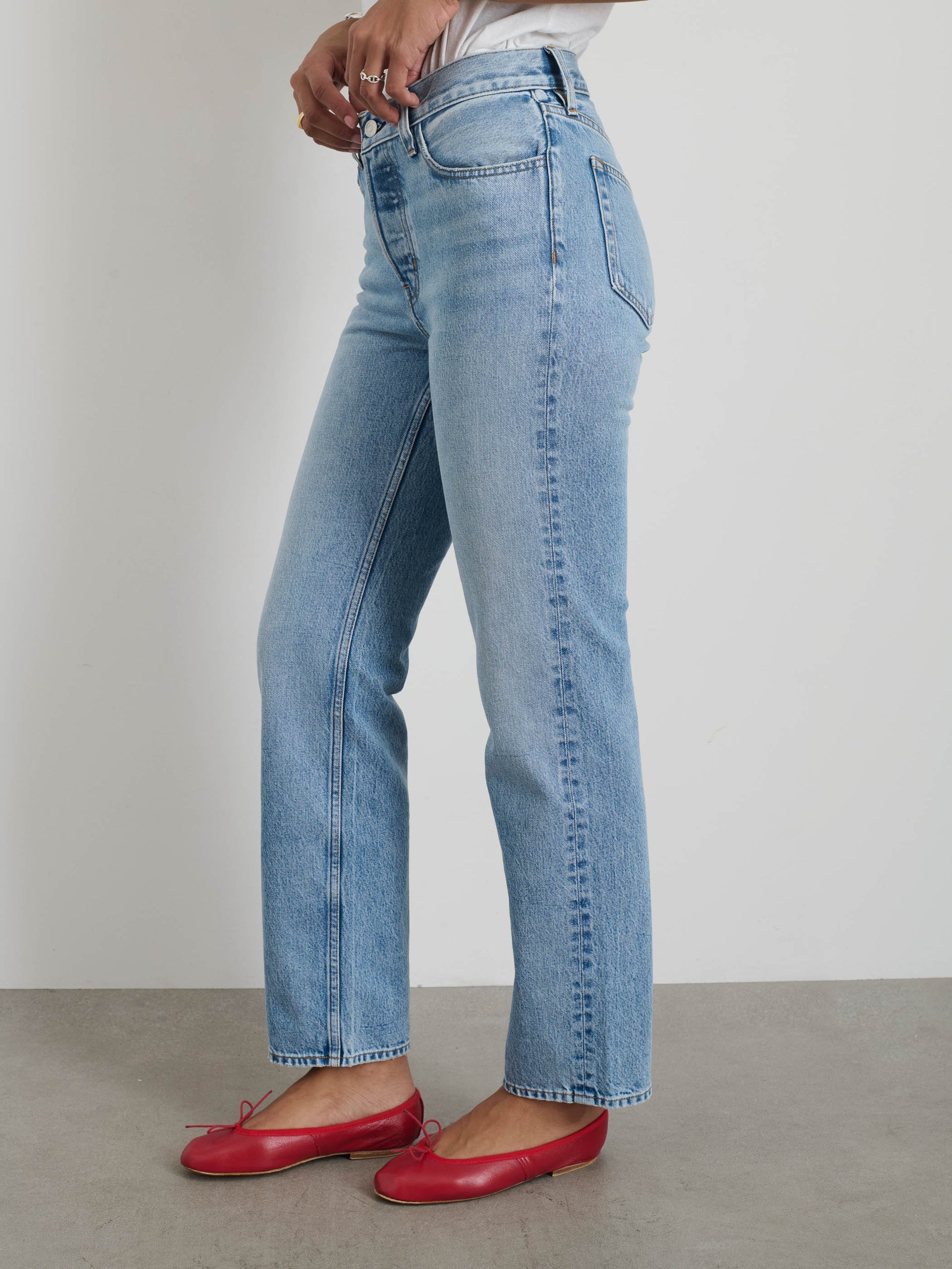 Alex Mill Jane Mid Rise Straight Jean Kyoto Wash
