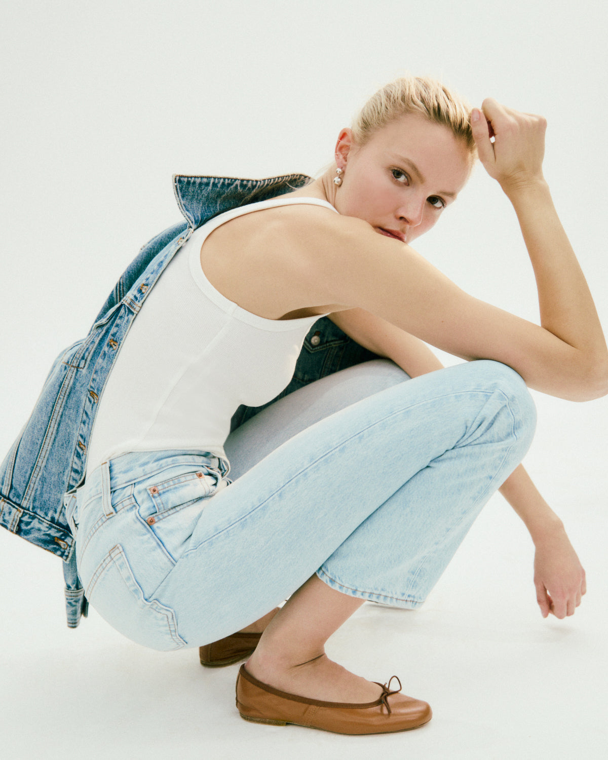 Alex Mill Jane Mid Rise Straight Jean Nara Wash