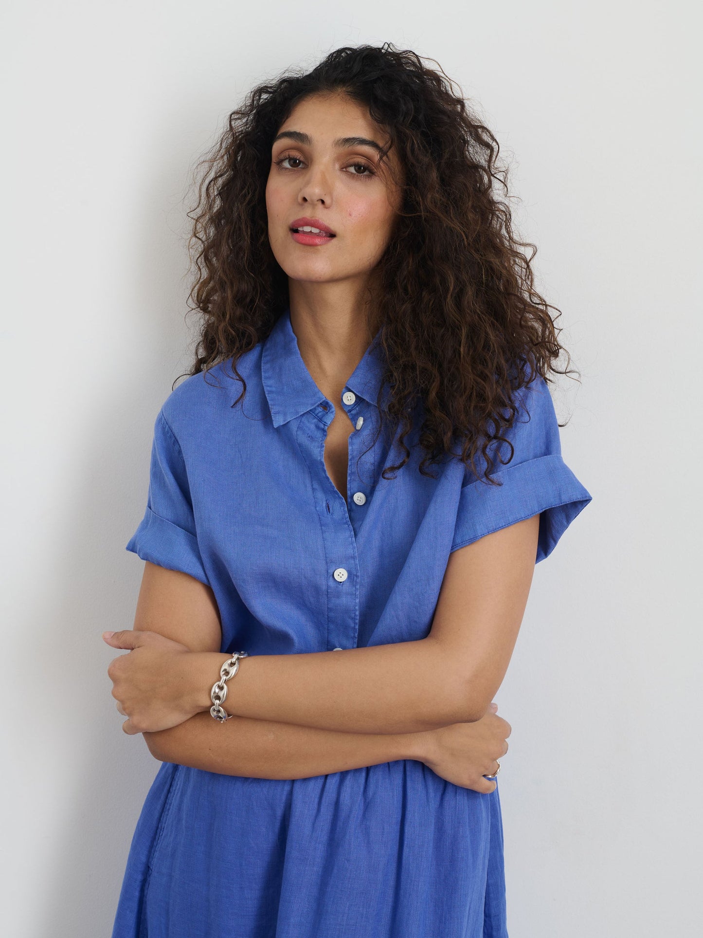 Alex Mill Maddie Shirt In Linen Ultramarine
