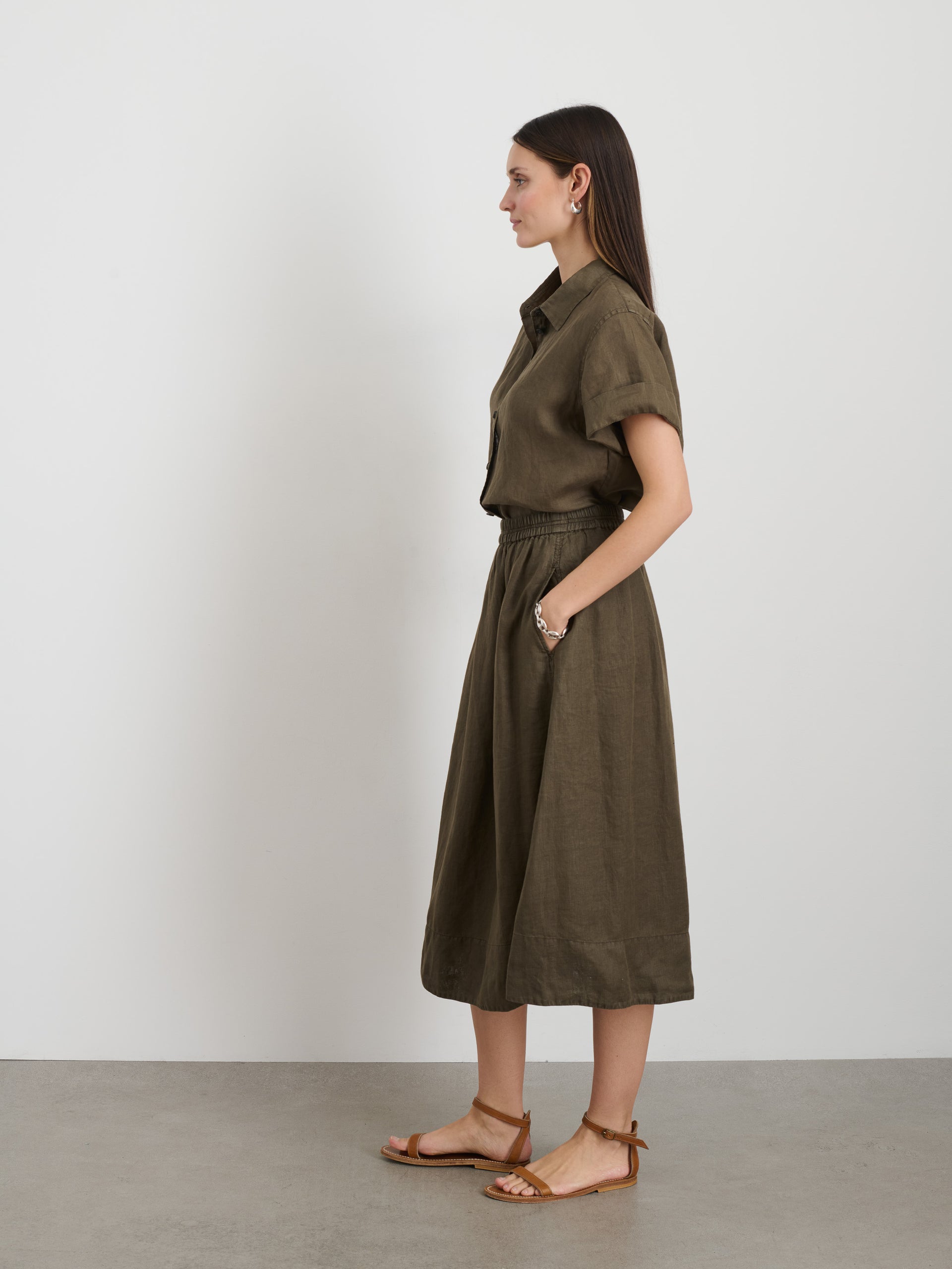 Alex Mill Maddie Skirt in Linen Deep Moss