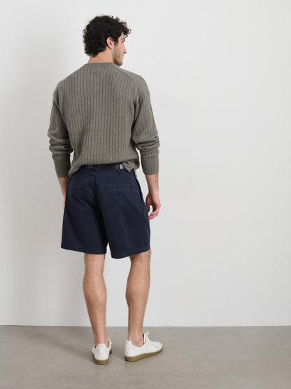 Alex Mill Standard Pleated Short In Chino Dark Navy