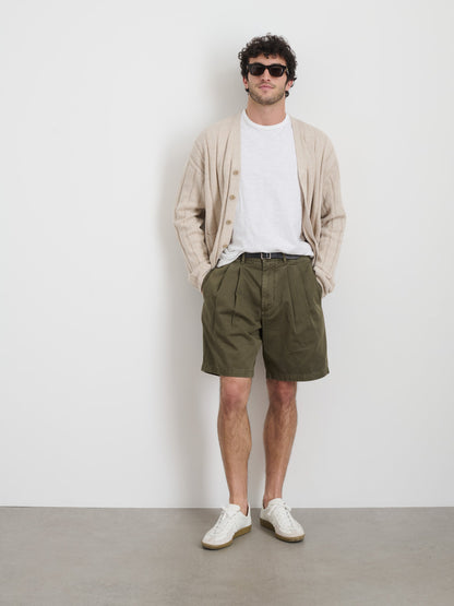Alex Mill Standard Pleated Short In Chino Deep Moss