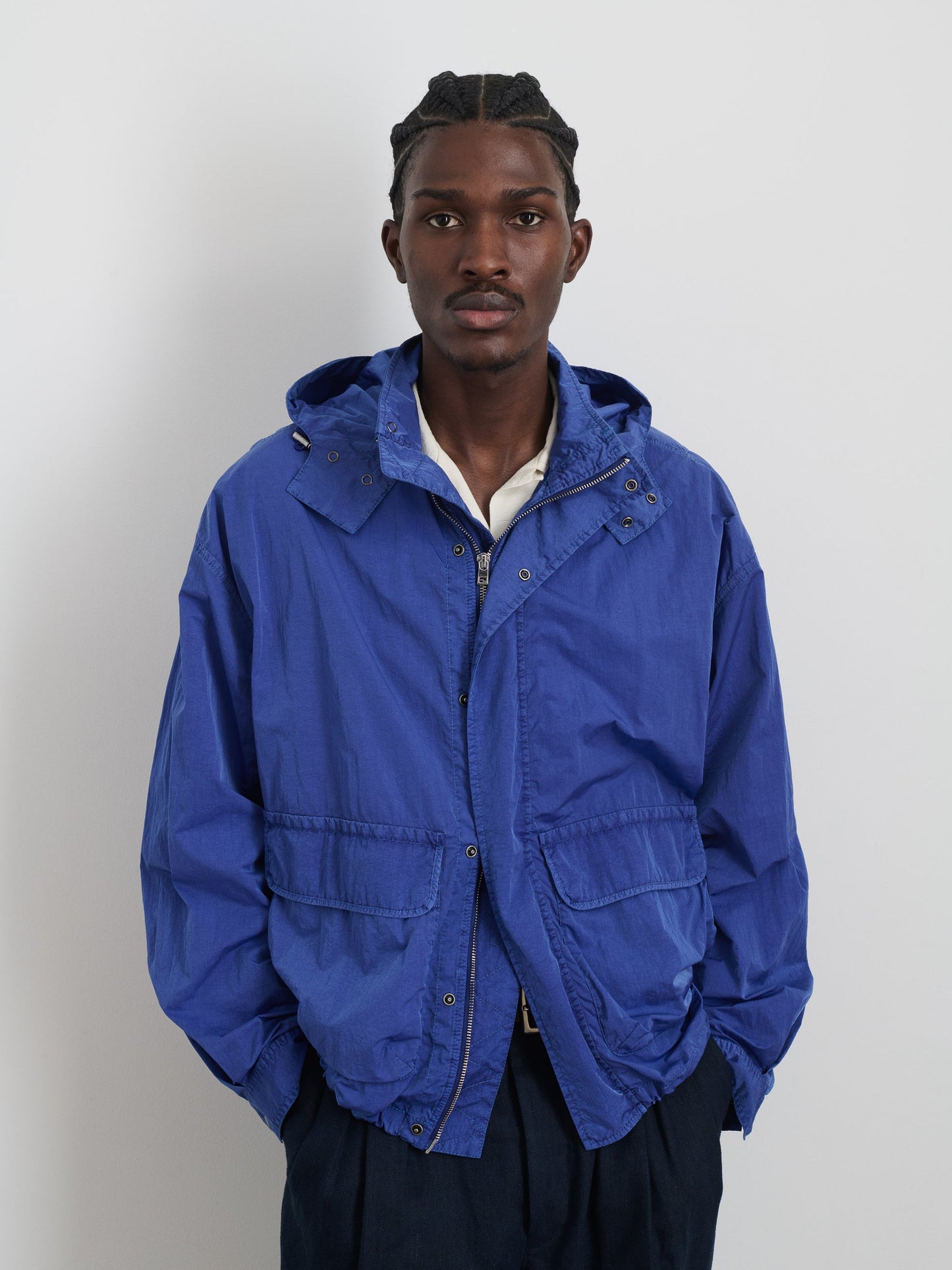Alex Mill David Windbreaker In Garment Dyed Nylon Electric Blue