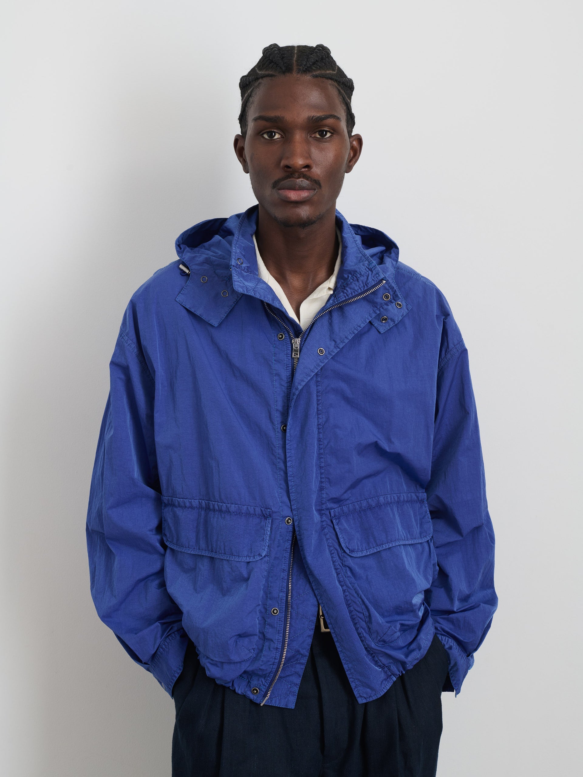 Alex Mill David Windbreaker In Garment Dyed Nylon Electric Blue