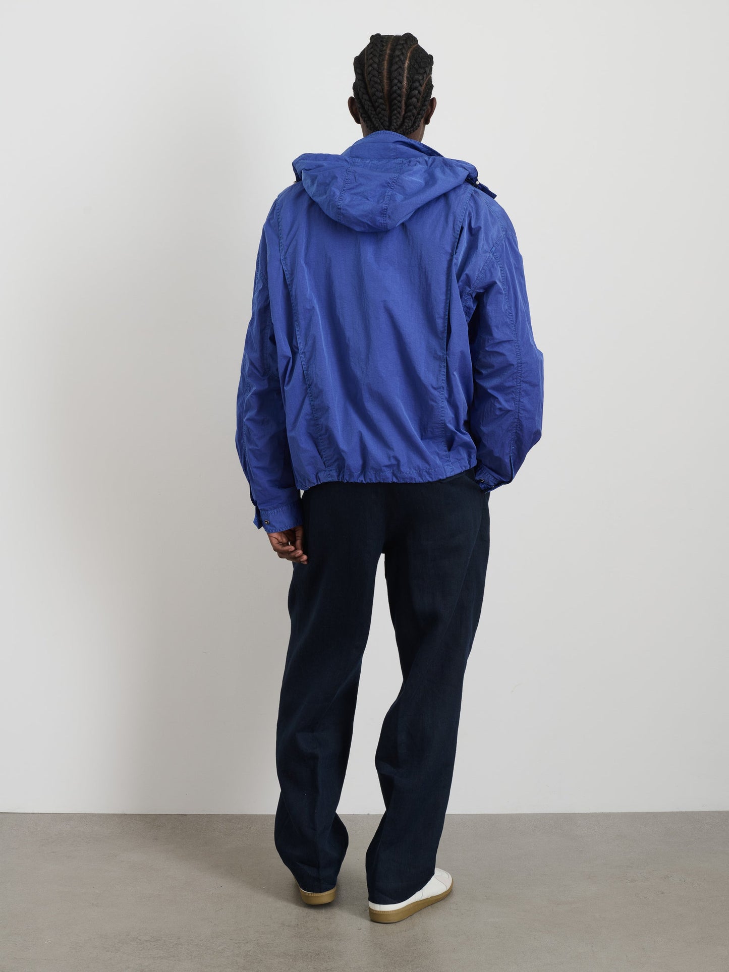 Alex Mill David Windbreaker In Garment Dyed Nylon Electric Blue