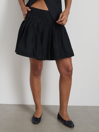 Alex Mill Penelope Pleated Skirt In Cotton Poplin Rich Black
