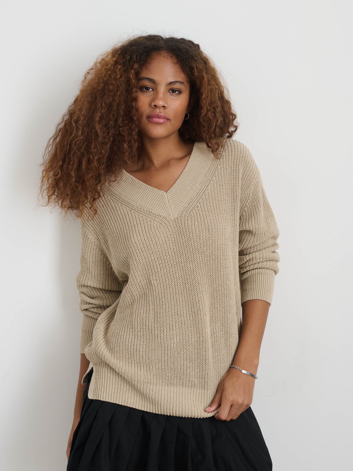 Alex Mill Arielle V Neck Sweater In Cotton Linen Flax