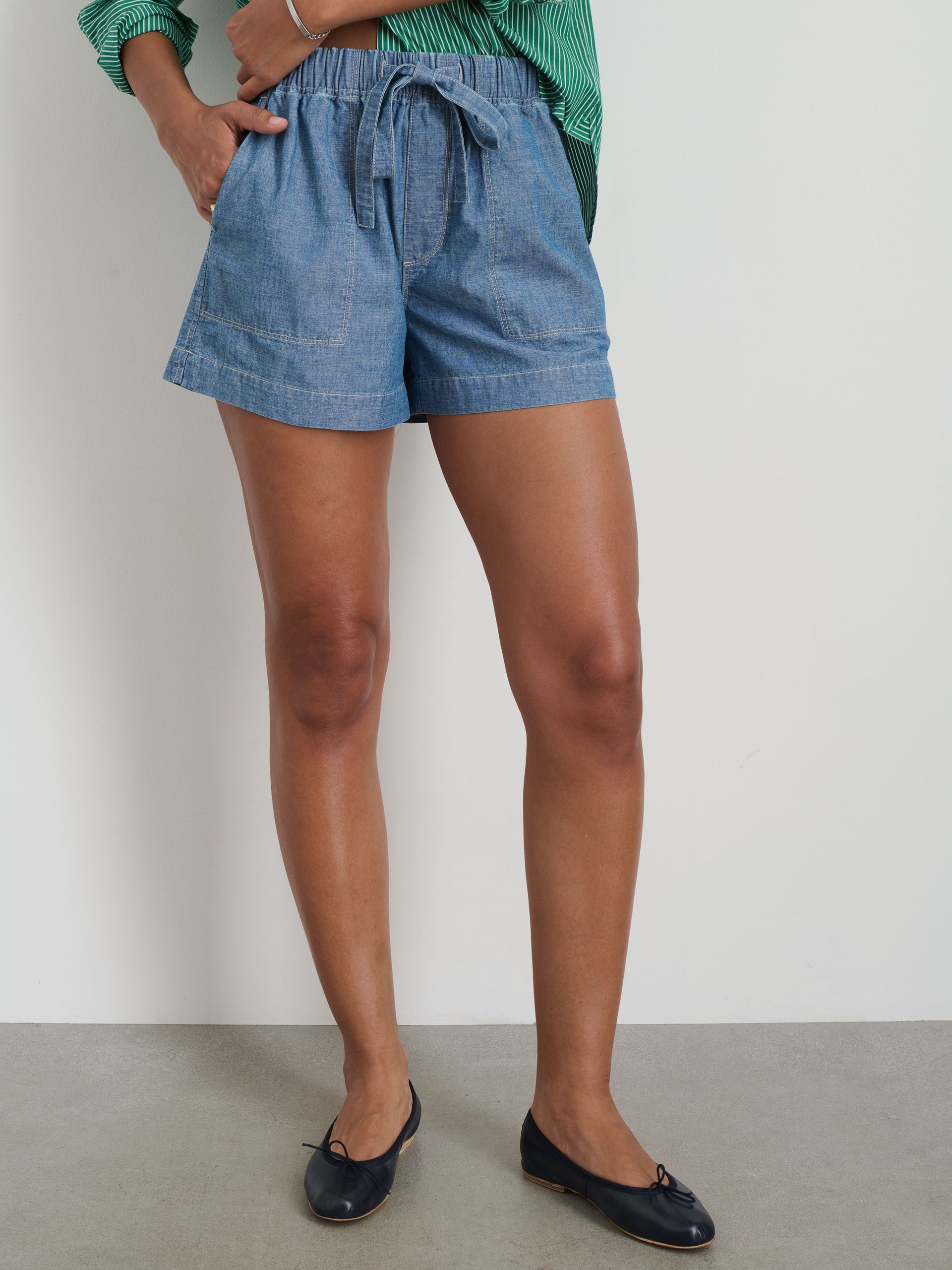 Alex Mill Montauk Short In Chambray Chambray Rinse Wash