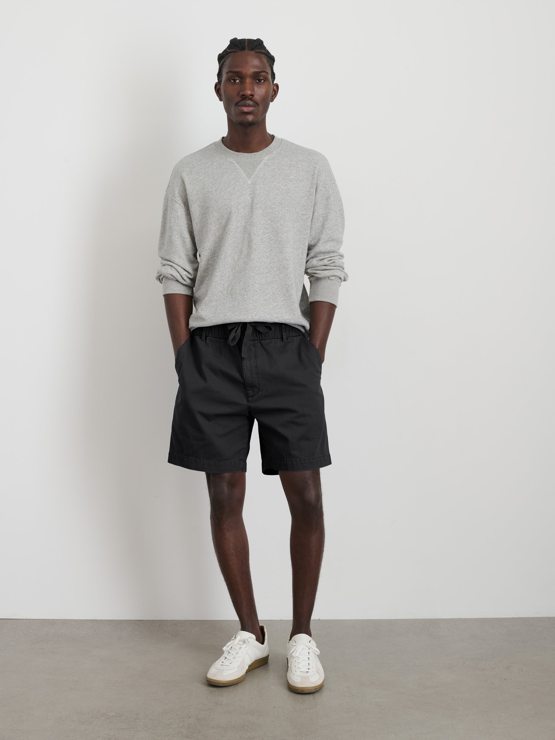 Alex Mill Pull On Short In Cotton Herringbone Rich Black
