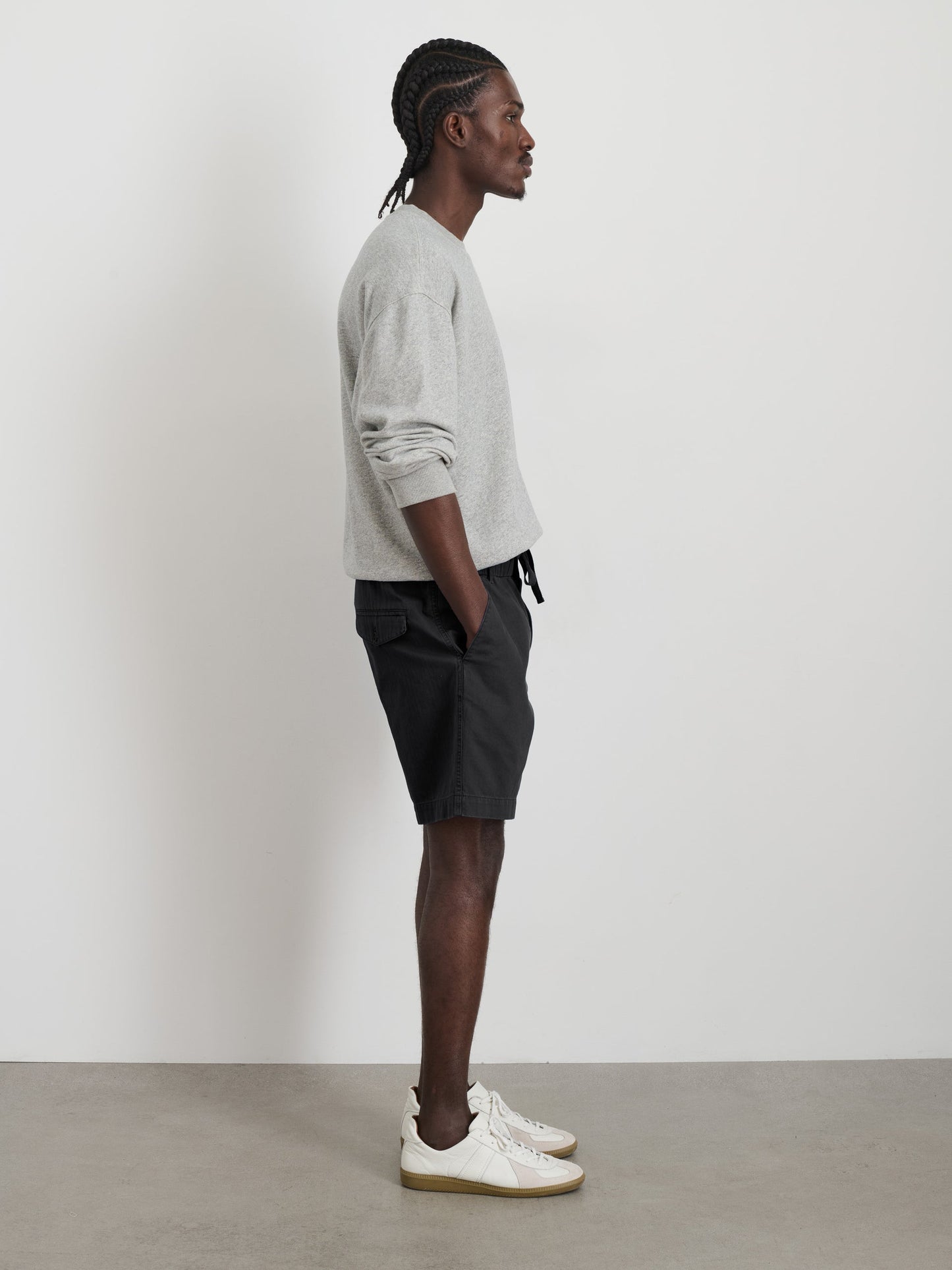 Alex Mill Pull On Short In Cotton Herringbone Rich Black