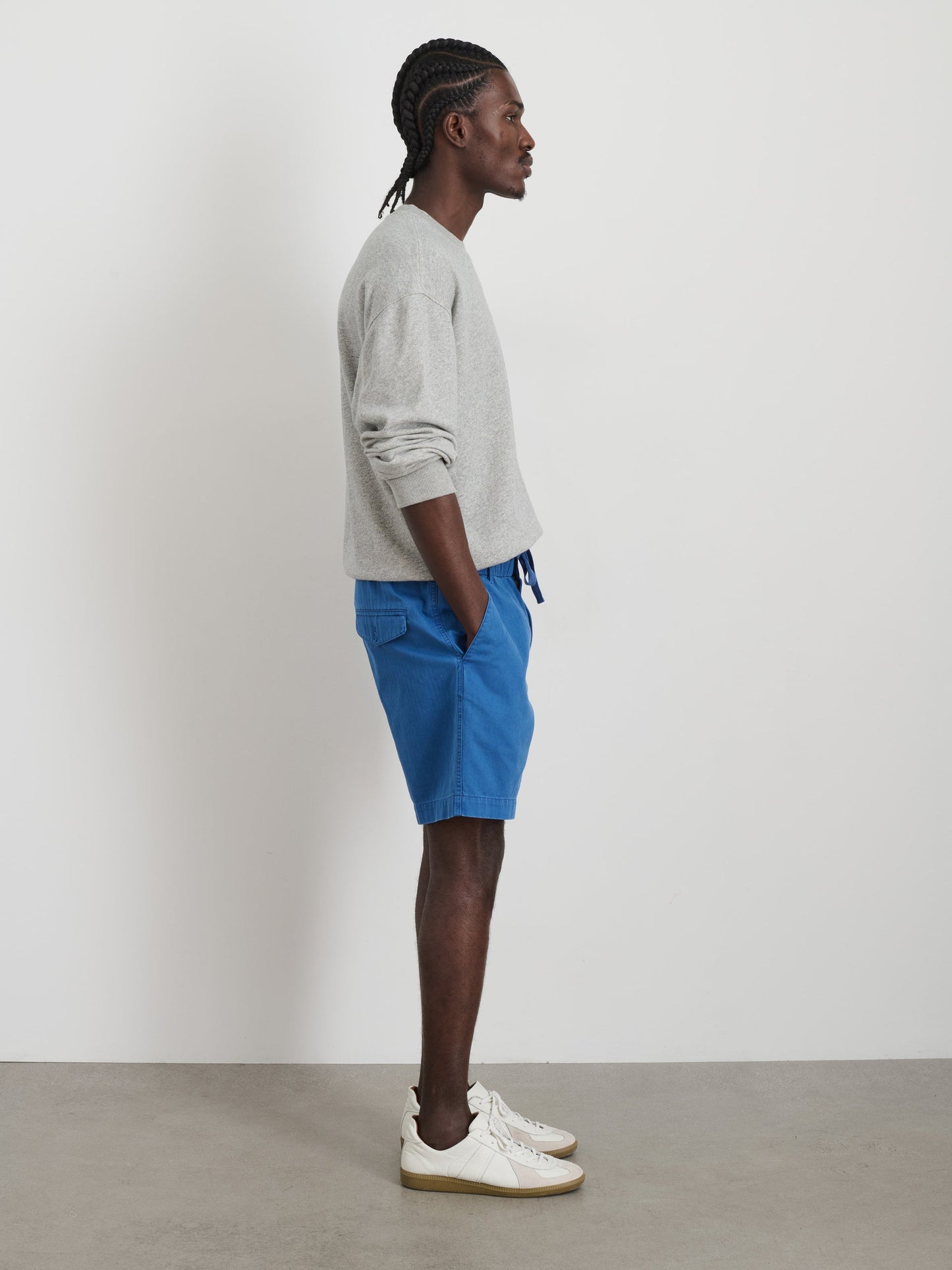 Alex Mill Pull On Short In Cotton Herringbone Cunningham Blue