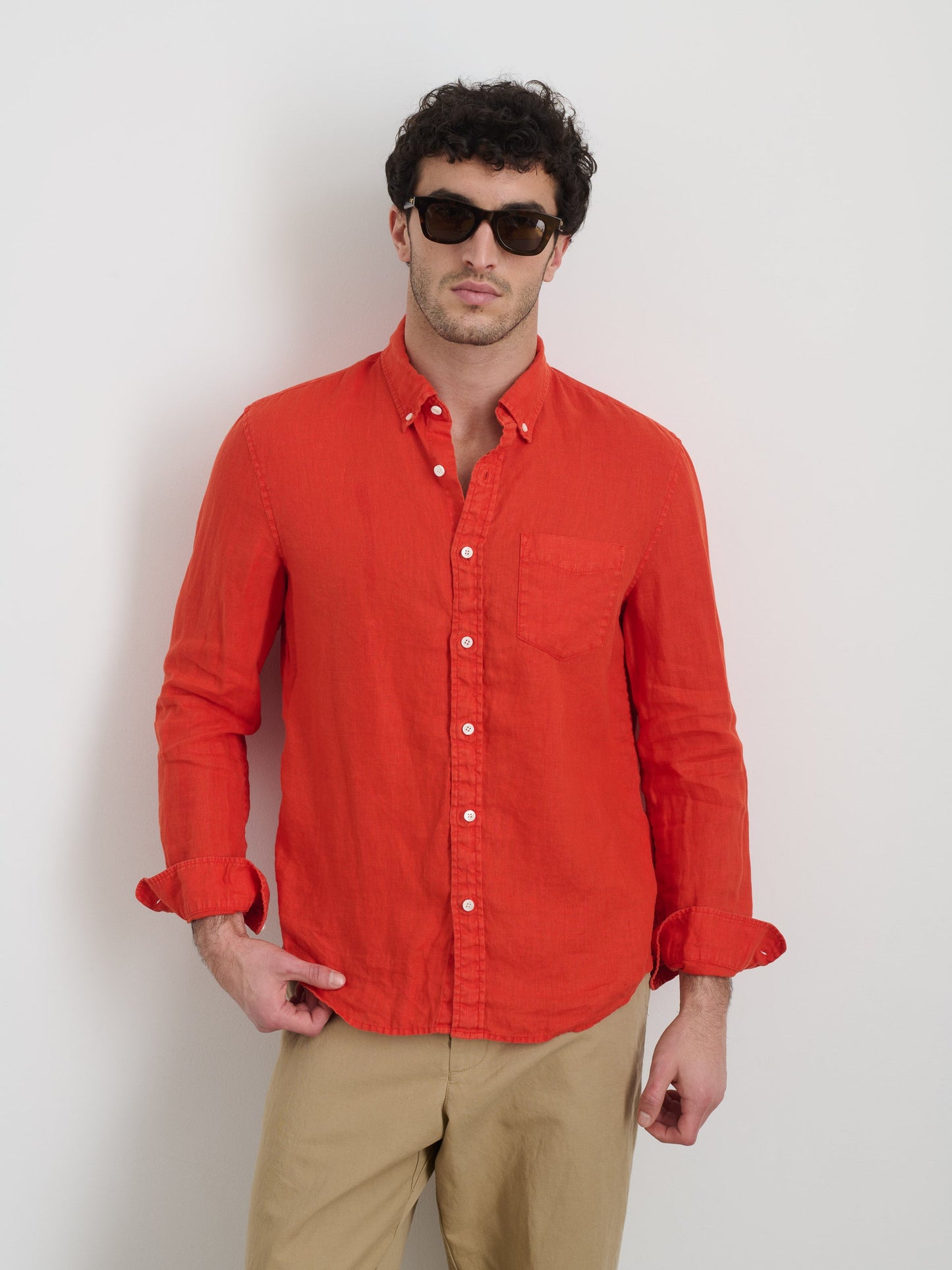 Alex Mill Mill Shirt in Linen Tangerine