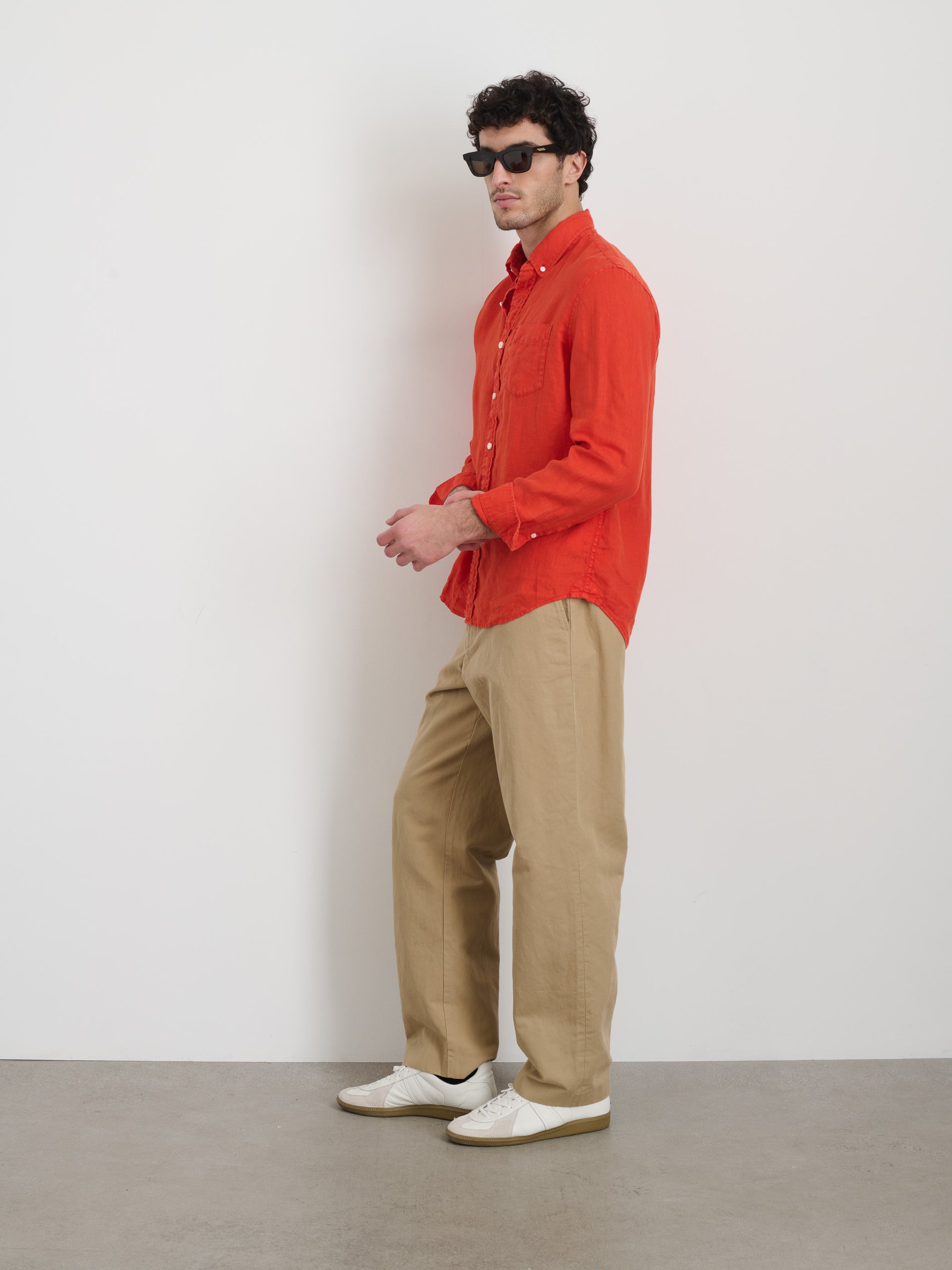 Alex Mill Mill Shirt in Linen Tangerine