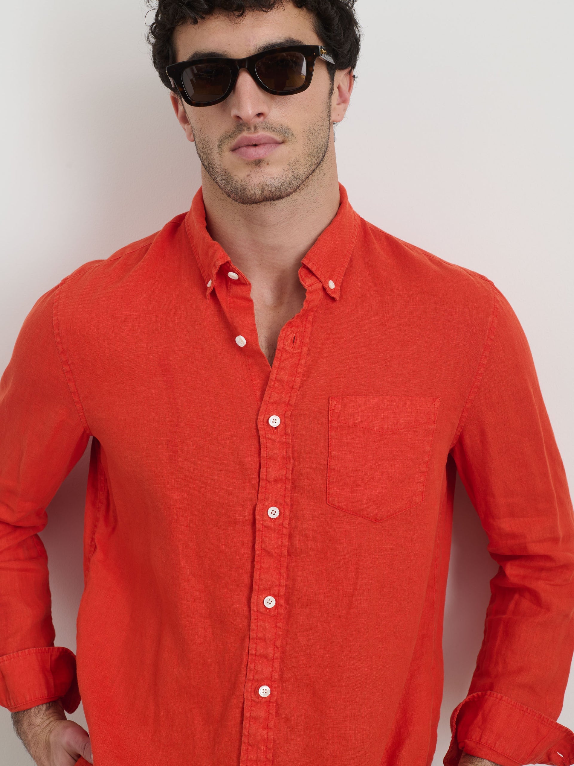 Alex Mill Mill Shirt in Linen Tangerine